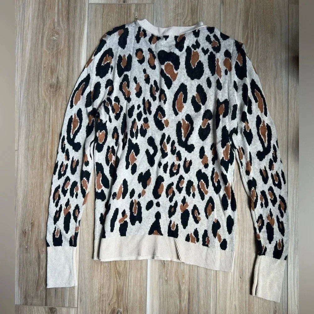 A NEW DAY : leopard print sweater - Picture 4 of 4